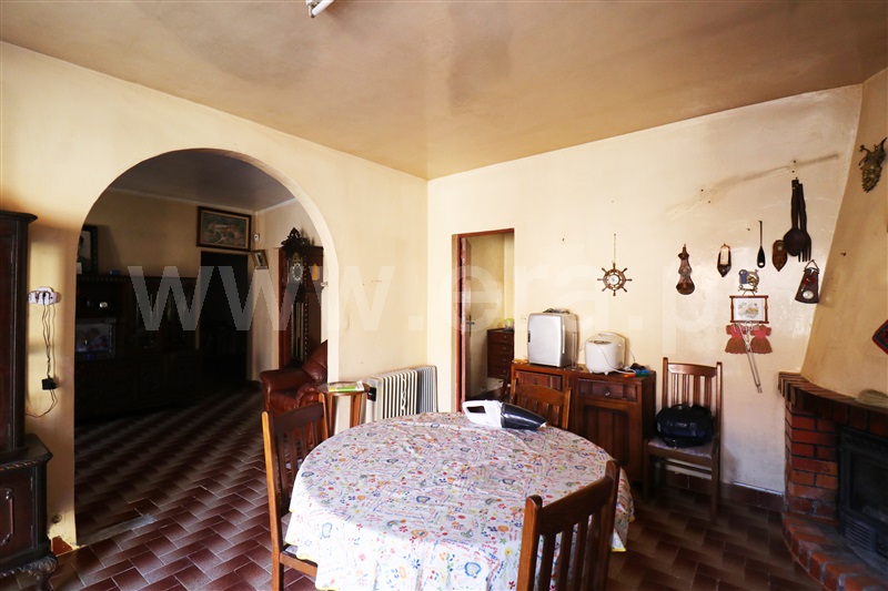 Moradia T3 Ourém, Rio de Couros e Casal dos Bernardos - 1358901 - 1
