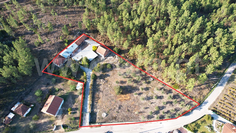 Moradia T3 / Ourém, Rio de Couros e Casal dos Bernardos