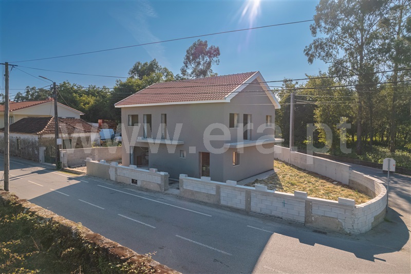 Moradia T3 / Paços de Ferreira, Ferreira