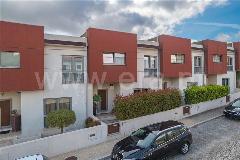 Moradia T3 Paços de Ferreira, Frazão Arreigada - 1490831 - 2