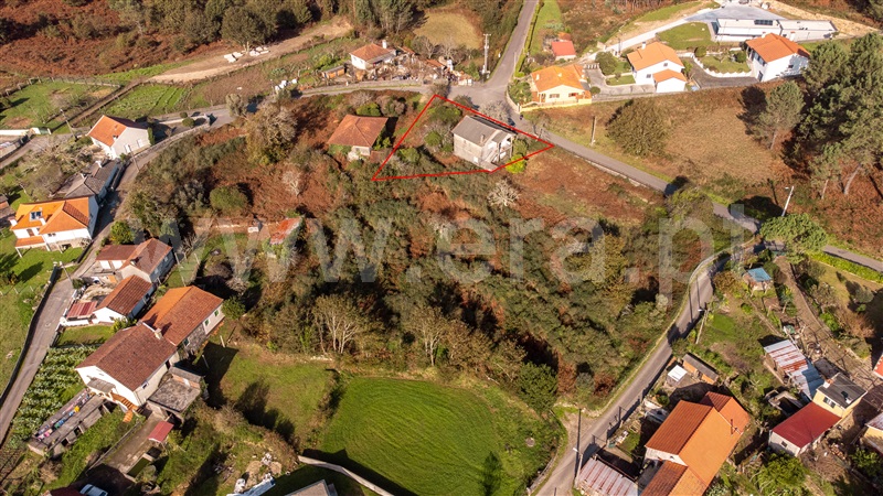 Moradia T3 / Paredes de Coura, Romarigães