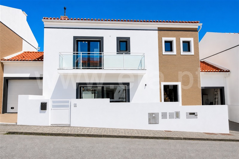 Moradia T3 / Peniche, Casais de Mestre Mendo