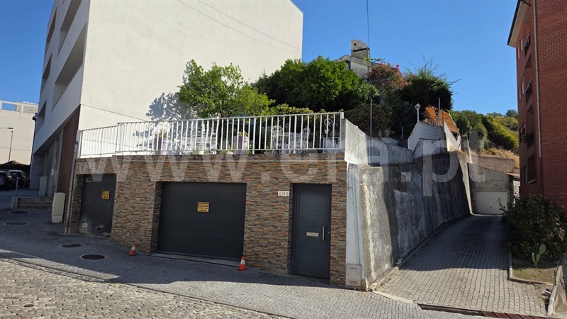Moradia T3 / Peso da Régua, Peso da Régua e Godim