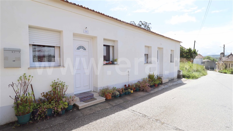 Moradia T3 / Pombal, SANTIAGO E SÃO SIMÃO DE LITÉM E ALBERGARIA DOS DOZ