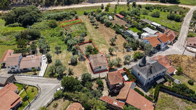 Moradia T3 com Quintal Pombal, Santiago e São Simão de Litém e Albergaria dos Doze - 1354983 - 2
