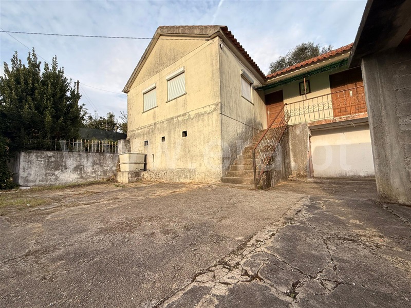 Moradia T3 / Ponte de Lima, Rebordões (Santa Maria)