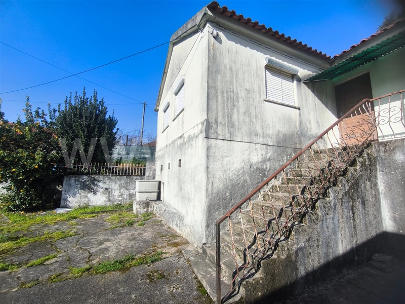 Moradia T3 / Ponte de Lima, Rebordões (Santa Maria)