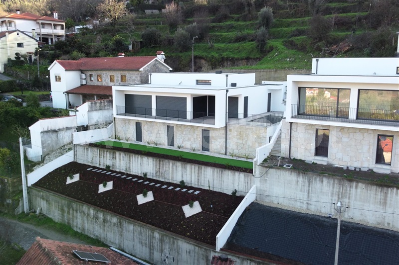 Moradia T3 / Ponte de Lima, Ribeira