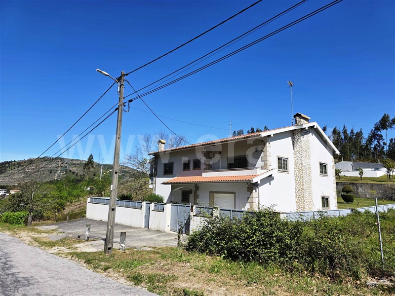 Moradia T3 / Póvoa de Lanhoso, Lanhoso