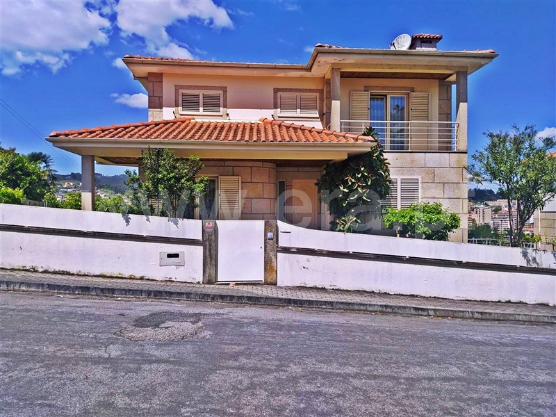 Moradia T3 Póvoa de Lanhoso, Póvoa de Lanhoso (Nossa Senhora do Amparo) - 1247847 - 9