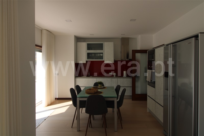 Moradia T3 à venda em Taíde, Póvoa de Lanhoso — foto 2