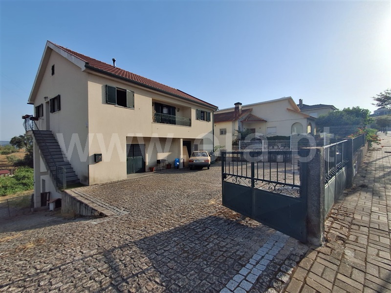 Moradia T3 / Sabrosa, Sabrosa
