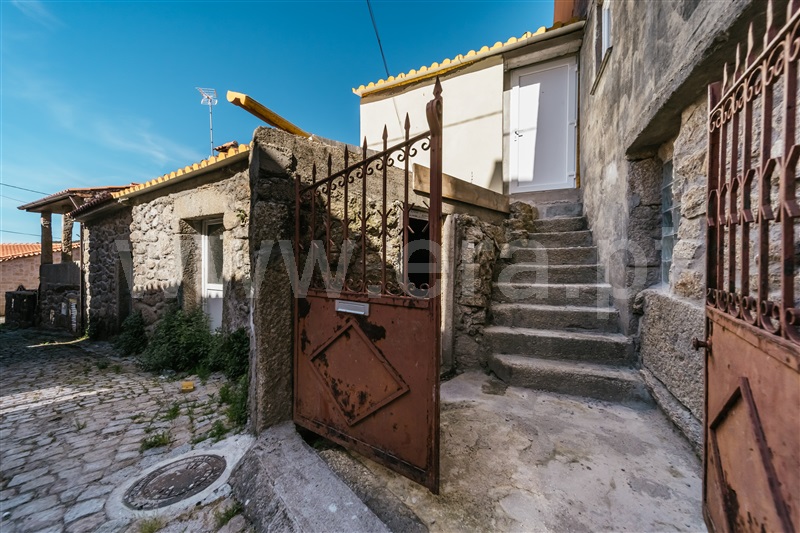 Moradia T3 / Sabugal, Casteleiro