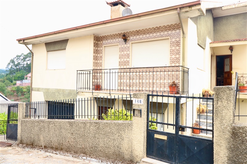 Moradia T3 / Santo Tirso, Agrela