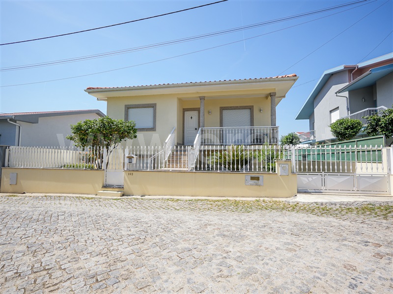 Moradia T3 / Santo Tirso, Areias