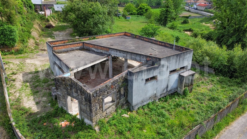 Moradia T3 / Santo Tirso, Sequeirô