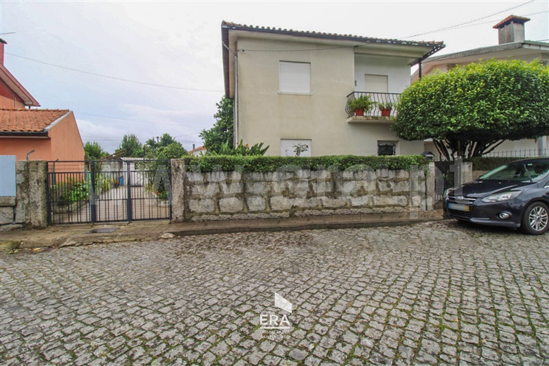 Moradia T3 / Santo Tirso, Vila das Aves