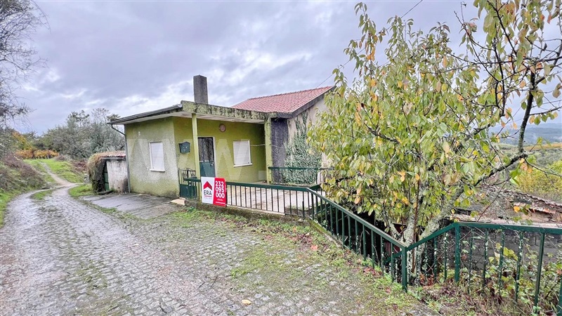 Moradia T3 / Sátão, São Miguel de Vila Boa