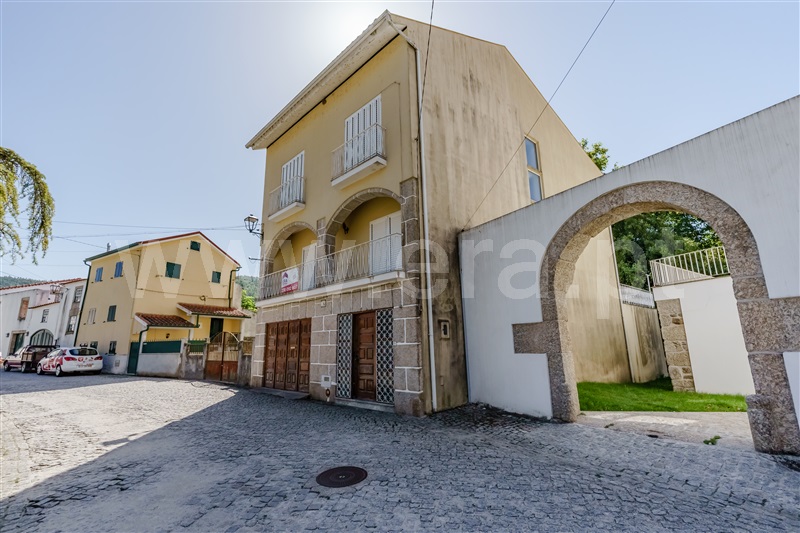 Moradia T3 / Seia, Sandomil