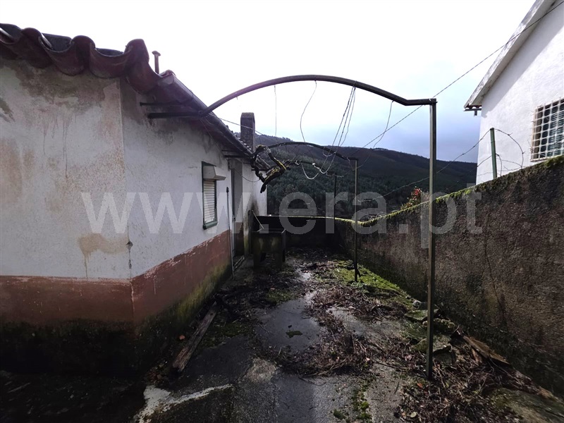 Moradia T3 à venda em Sazes da Beira, Seia — foto 2