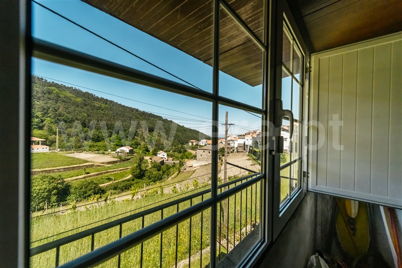 Moradia T3 Seia, Valezim - 1299415 - 8