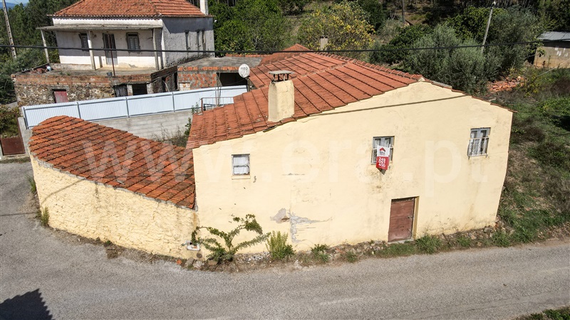 Moradia T3 / Sertã, Cernache do Bonjardim, Nesperal e Palhais