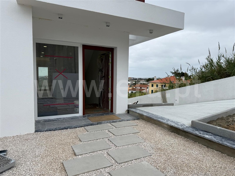 Moradia T3 / Sintra, Almargem do Bispo, Pêro Pinheiro e Montelavar