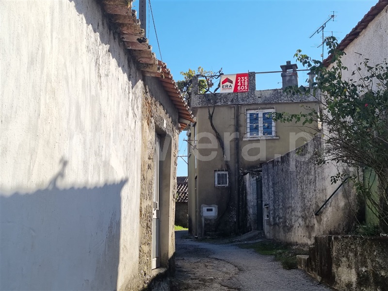 Moradia T3 Tábua, Ázere e Covelo - 1193700 - 2