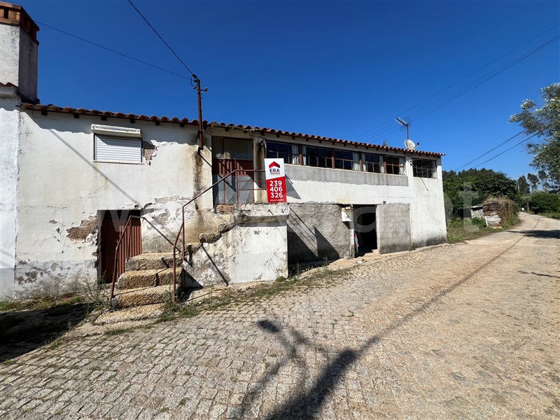 Moradia T3 / Tábua, Espariz e Sinde