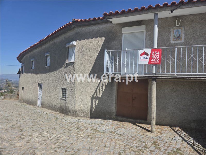 Moradia T3 em Granja Nova e Vila Chã da Beira, €90.000
