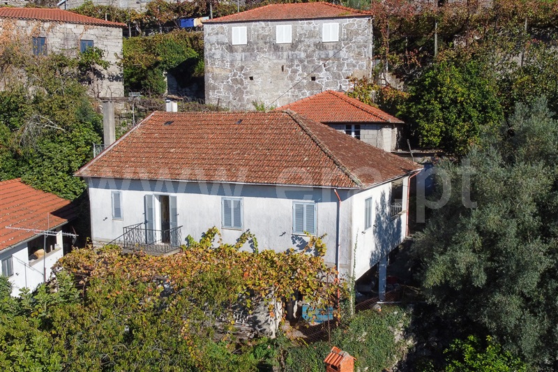 Moradia T3 / Terras de Bouro, Gerês