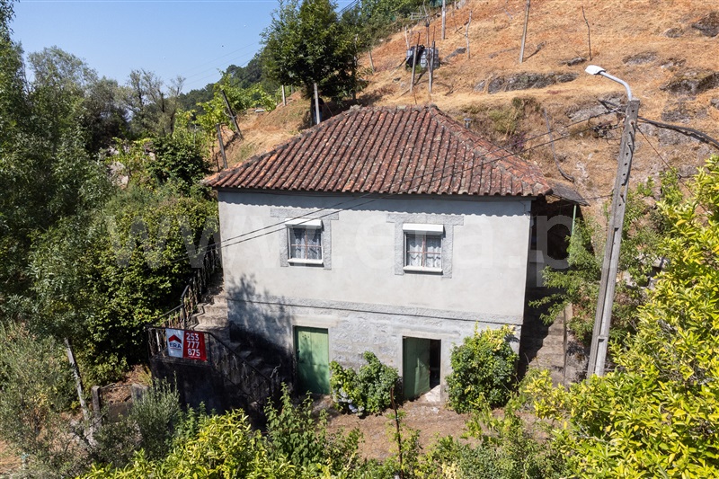 Moradia T3 / Terras de Bouro, Gondoriz