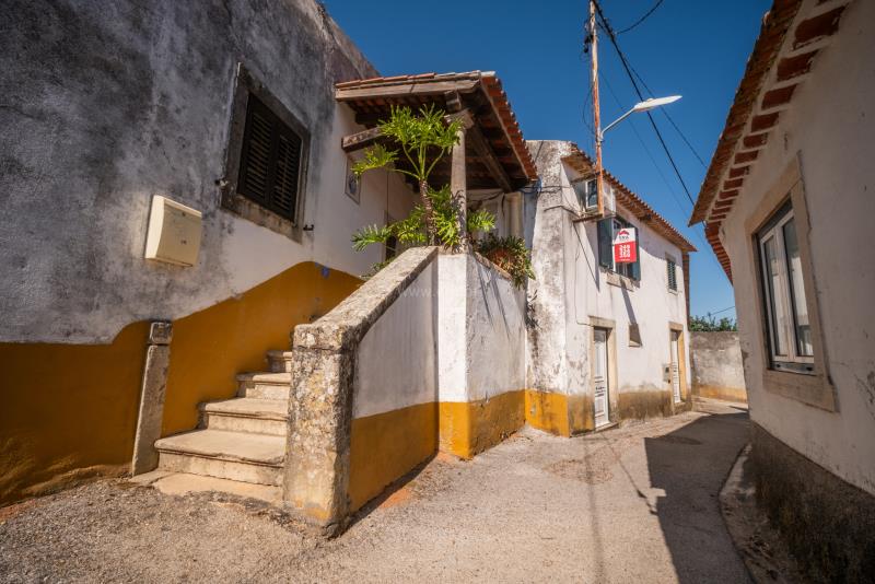 Moradia T3 / Tomar, Além da Ribeira e Pedreira