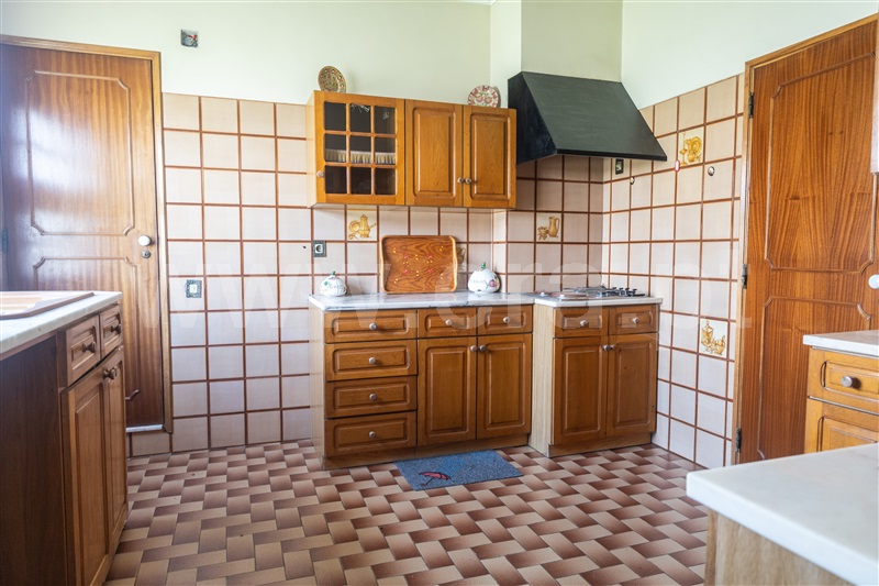Moradia T3 à venda em Tomar (São João Baptista) e Santa Maria dos Olivais, Tomar — foto 3