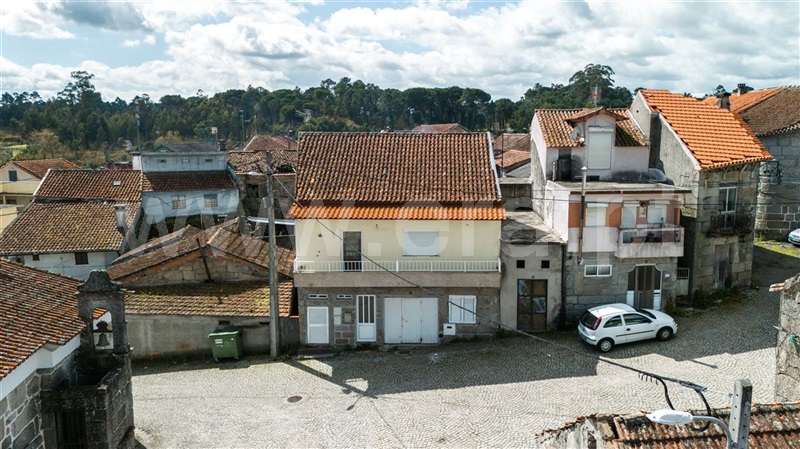 Moradia T3 / Tondela, Lajeosa do Dão
