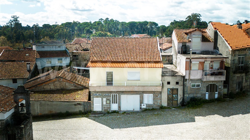Moradia T3 / Tondela, Lajeosa do Dão