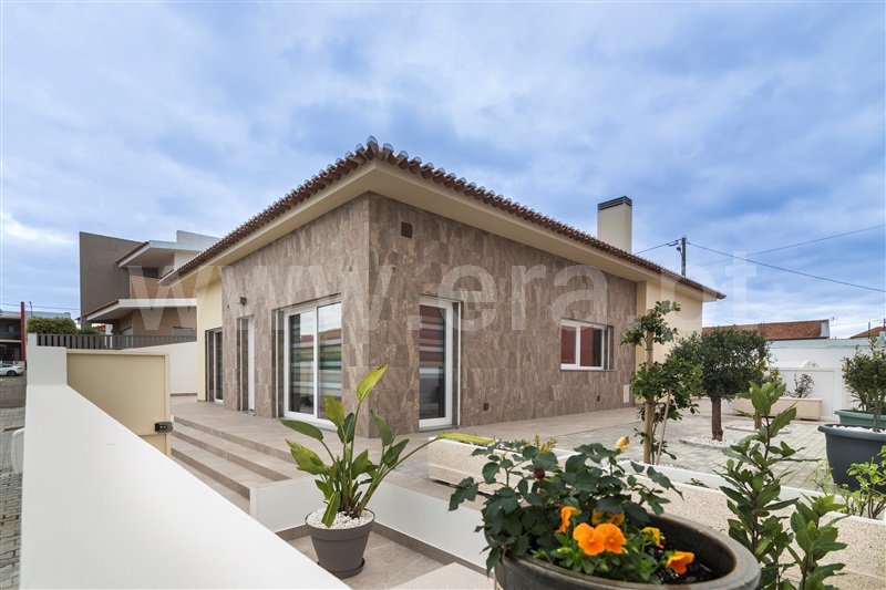 Moradia T3 / Torres Vedras, Ericeira Periferia