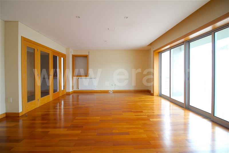 Moradia T3 / Valongo, Alfena