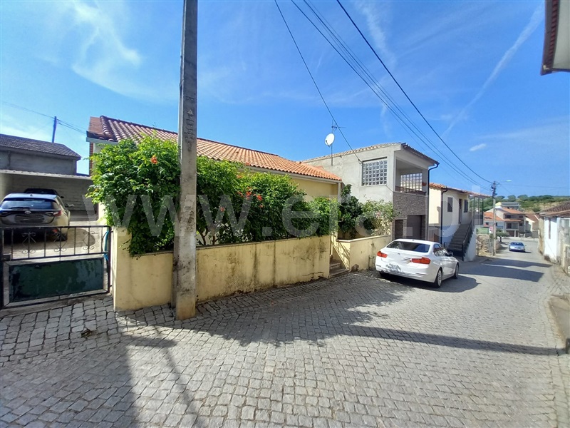 Moradia T3 Valpaços, Água Revés e Crasto - 1502550 - 1