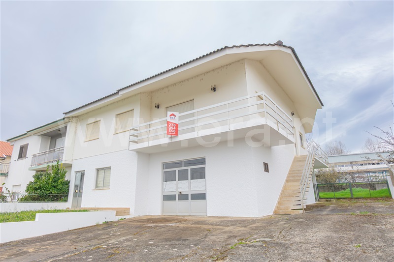 Moradia T3 à venda em Carrazedo de Montenegro e Curros, Valpaços — foto 2