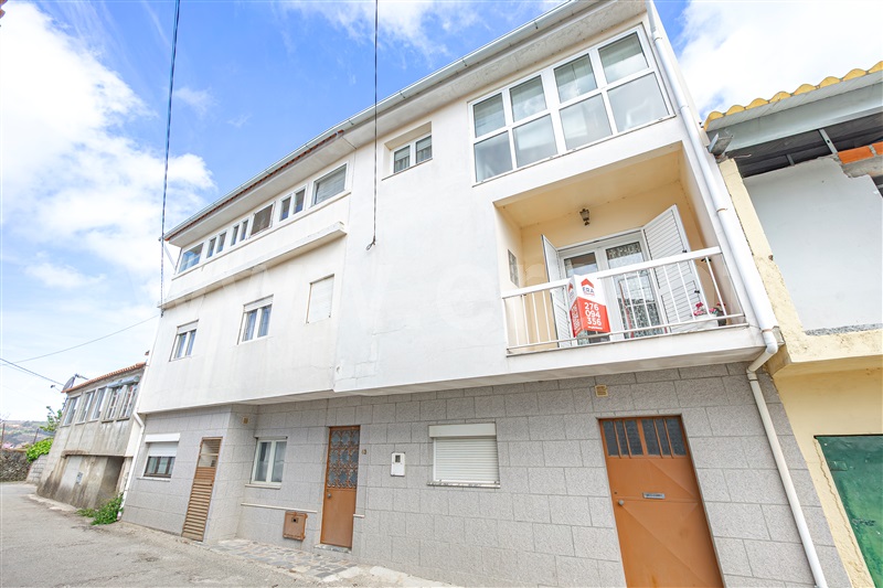 Moradia T3 à venda em Carrazedo de Montenegro e Curros, Valpaços — foto 2