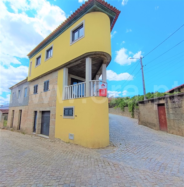 Moradia T3 Valpaços, Valpaços - 1319369 - 2
