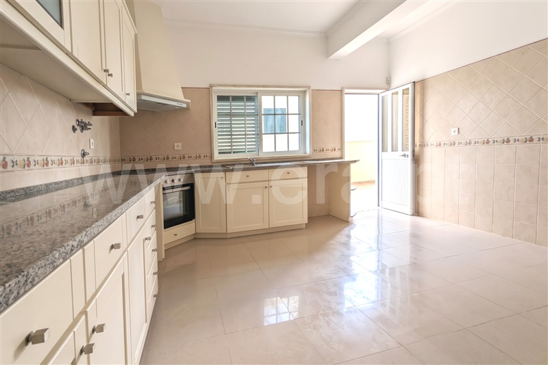 Moradia T3 à venda em Alverca do Ribatejo e Sobralinho, Vila Franca de Xira — foto 3