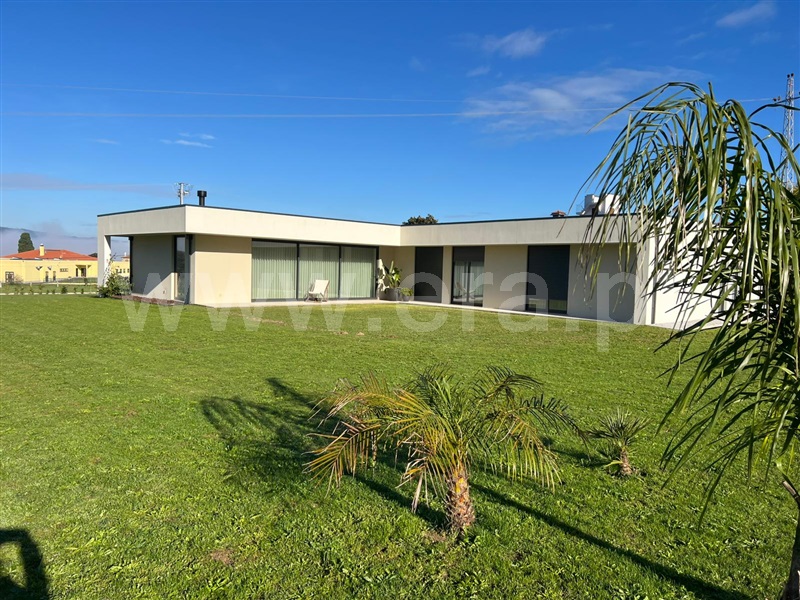 Moradia T3 / Vila Nova de Cerveira, Reboreda e Nogueira