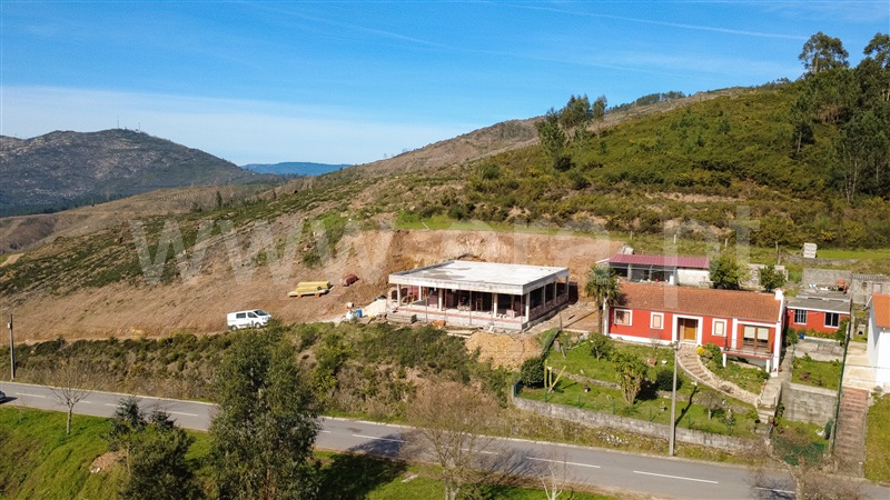 Moradia T3 / Vila Nova de Cerveira, Sopo
