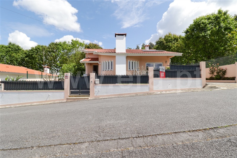 Moradia T3 / Vila Nova de Famalicão, Gavião
