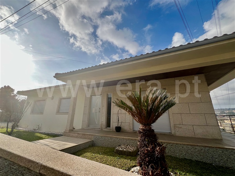 Moradia T3 / Vila Nova de Famalicão, Joane