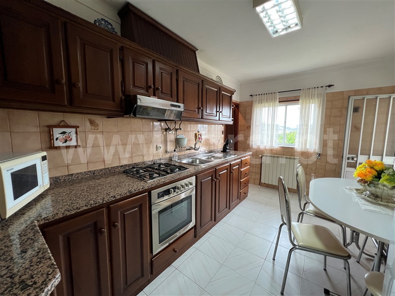 Moradia T3 à venda em Vila Marim, Vila Real — foto 17