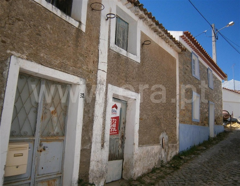 Moradia T3 / Vila Velha de Rodão, Vilas Ruivas