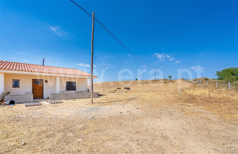 Moradia T3 Vimioso, Algoso, Campo de Víboras e Uva - 1489960 - 8